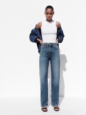 Zara TRF Mom Fit High-Waist Jeans - Blue - 0